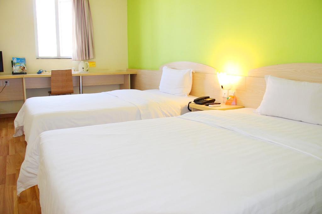 7Days Inn Guangzhou Tianhe Tangxia Junjing Huayuan ภายนอก รูปภาพ